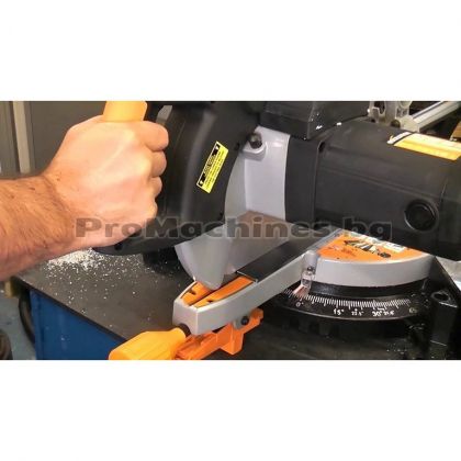 Циркуляр настолен с герунг Ф255 2000W - Stanley FME720 