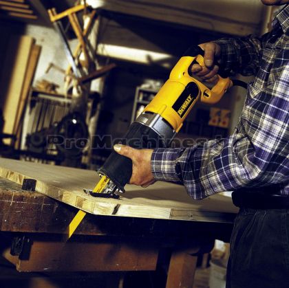 Биметален нож с универсално приложение - Dewalt,DT2345