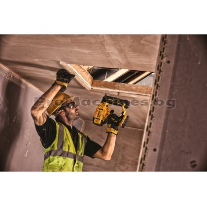 Акумулаторен пистолет 18V безчетков за пирони,без батерия - Dewalt DCN680N