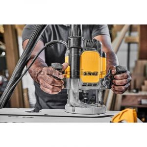 Оберфреза 2300W 12мм в куфар - Dewalt DWE625KT 