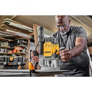 Оберфреза 2300W 12мм в куфар - Dewalt DWE625KT 