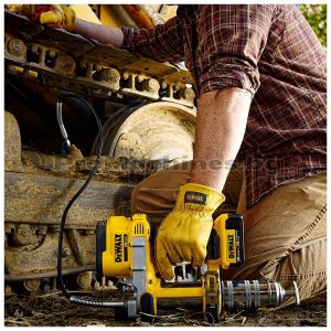 Такаламит 18V 690bar 4Ah - DeWalt DCGG571M1 