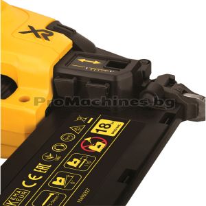 Акумулаторен пистолет 18V безчетков за пирони,без батерия - Dewalt DCN680N