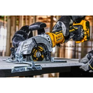 Ръчен циркуляр безчетков 115мм 18V XR - Dewalt DCS571P2 